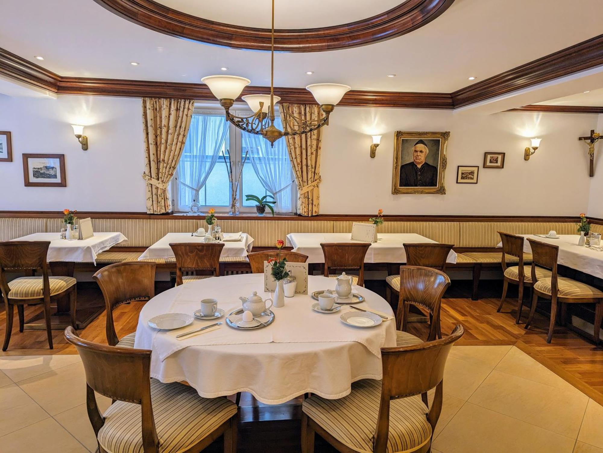 Hotel Germania Бад-Верисхофен Экстерьер фото